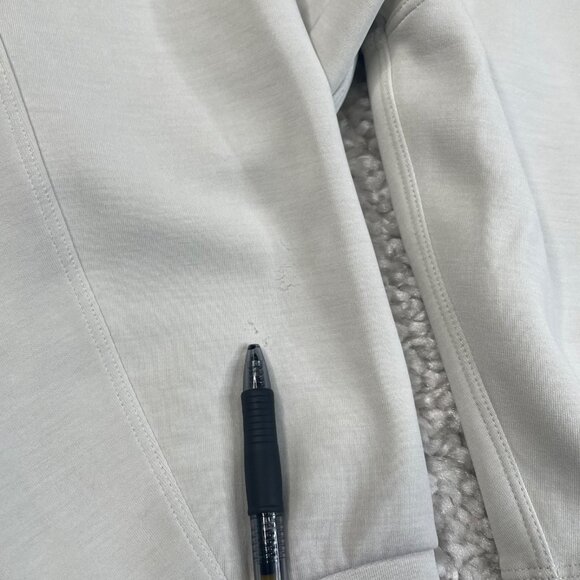 Lululemon Perfectly Oversized Crop Crew Softstreme Light Vapor Gray - Picture 5 of 9